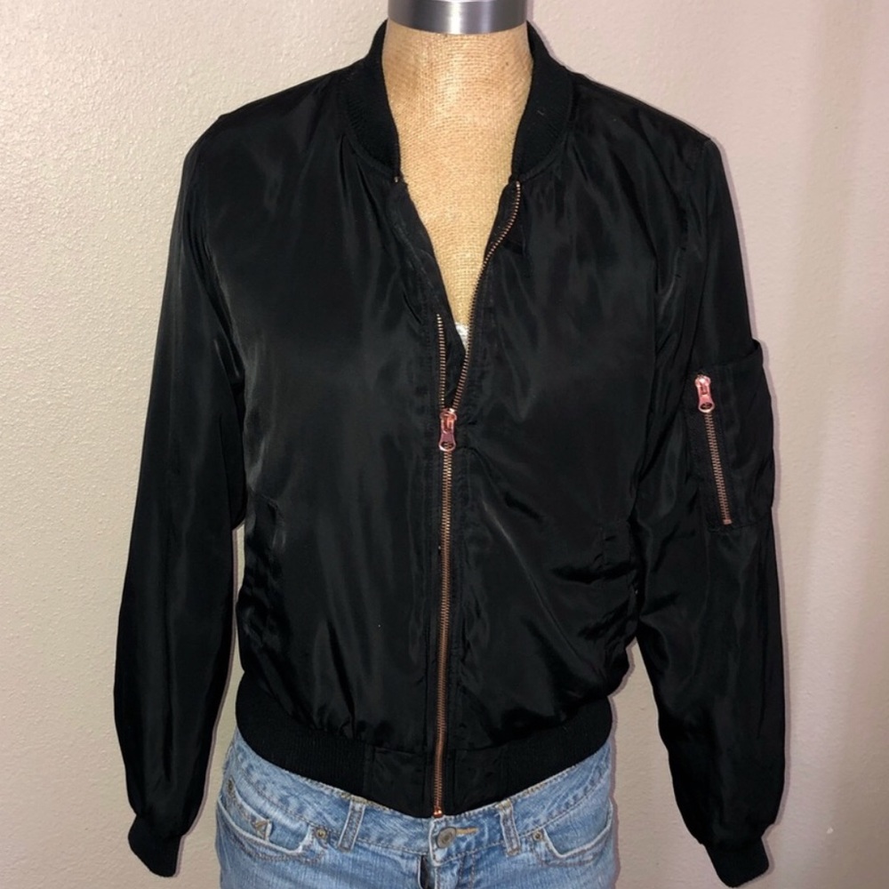 Black bomber Better Be brand sz L worn once